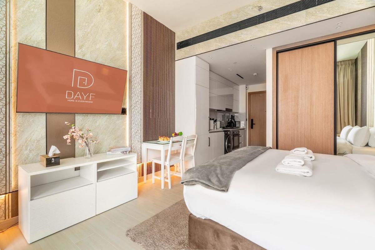 Apartment Dayf-lav Brand New With Balcony In Jvc *